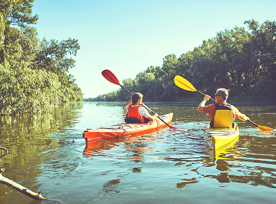 2 people in kayak